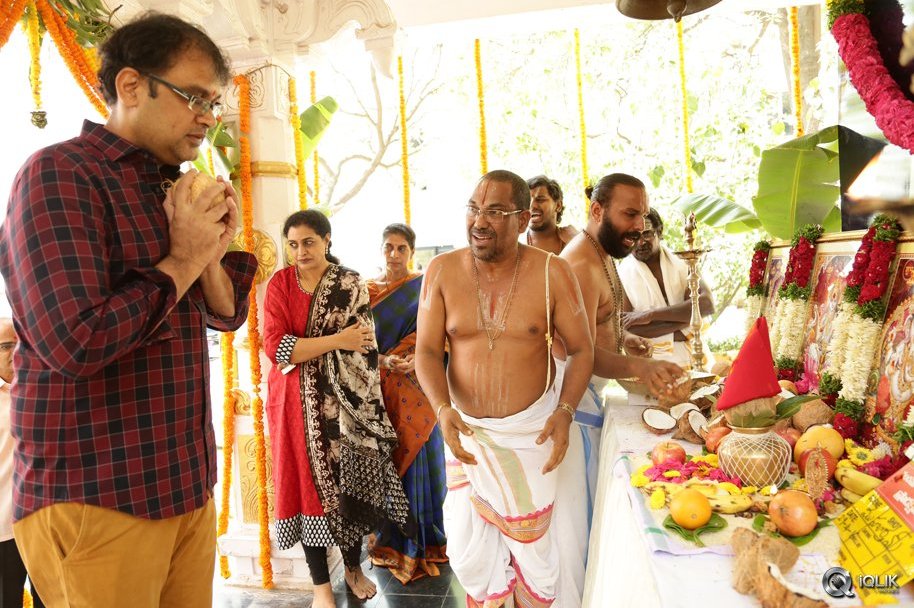 Kalyan-Ram-and-Puri-Jagannadh-Movie-Opening